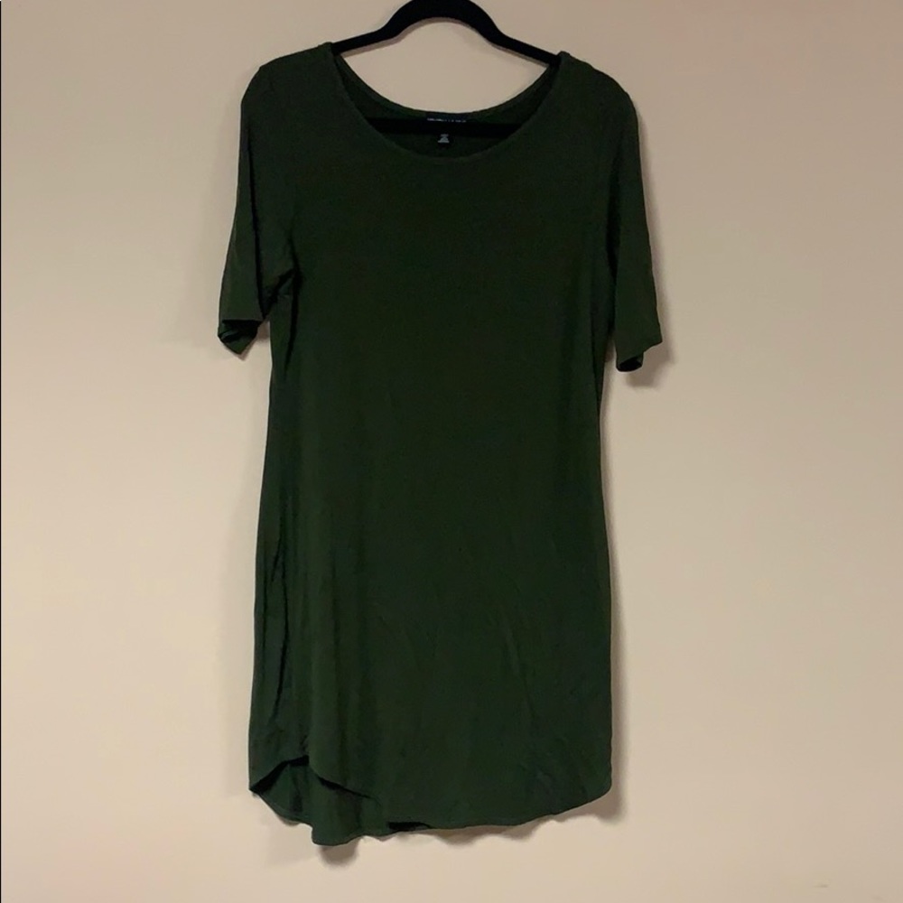 green quarter sleeve Tshirt dress